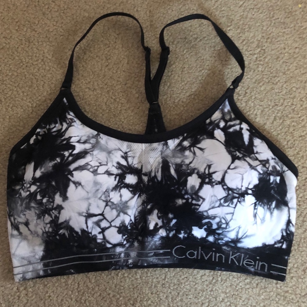 Calvin Klein Performance Razorback Sports Bra